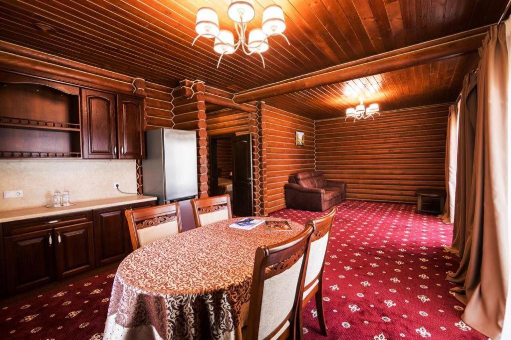 Загородный Комплекс Боковенька Krivoi Rog Exterior foto