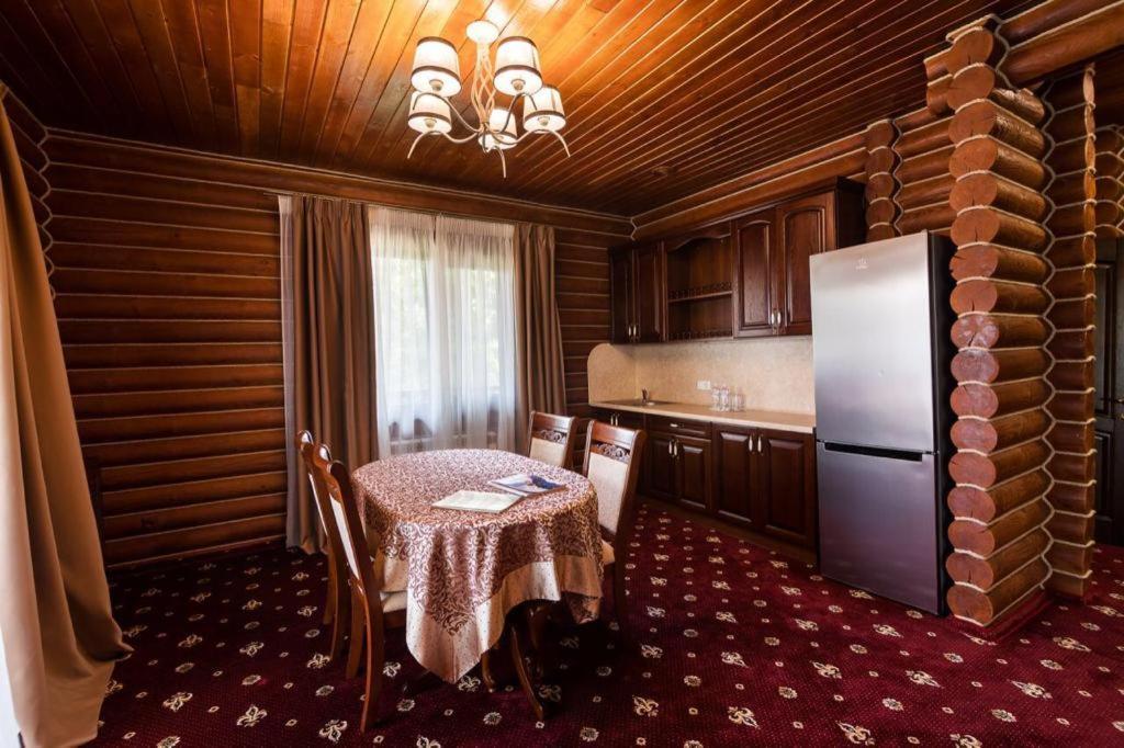 Загородный Комплекс Боковенька Krivoi Rog Exterior foto