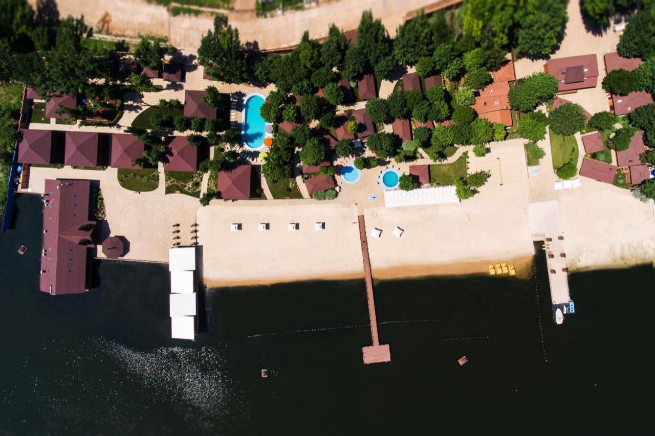 Загородный Комплекс Боковенька Krivoi Rog Exterior foto